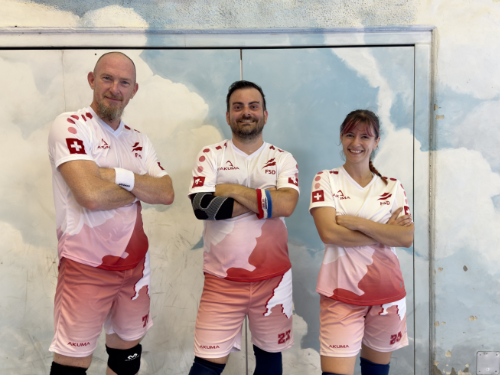 3 joueurs suisse avec leur kit 2024